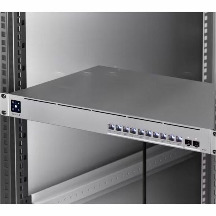 Pro XG 10 PoE Pro XG 10 PoE